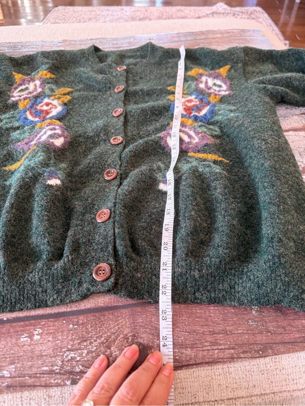 Dark Green Floral Thick Button-Up Women's Sweater No Brand or Size Tag - Picture 8 of 11